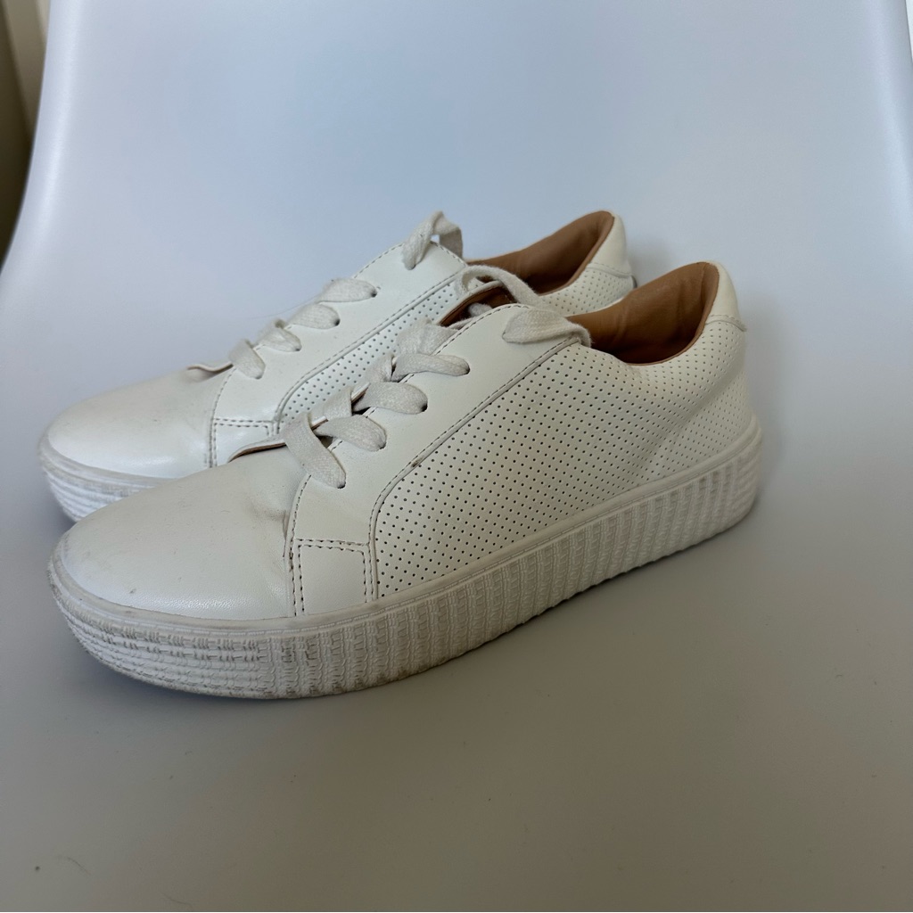 Steve Madden White Tennis Shoes